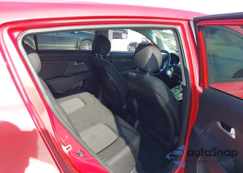 2013 Kia Sportage Lx z USA, uszkodzony, nr VIN KNDPB3A22D7365996